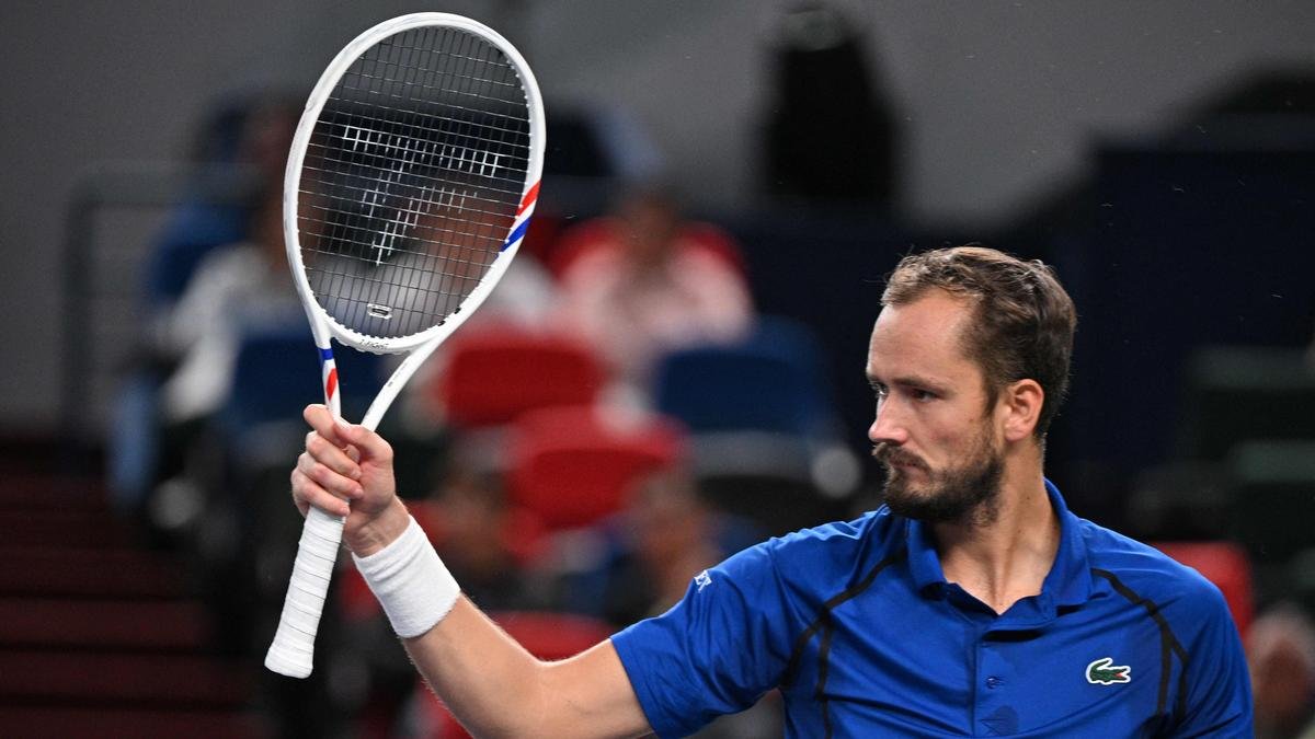 Shanghai Masters 2026: Daniil Medvedev beats rival Stefano Tsitsipas, advances to quarterfinals