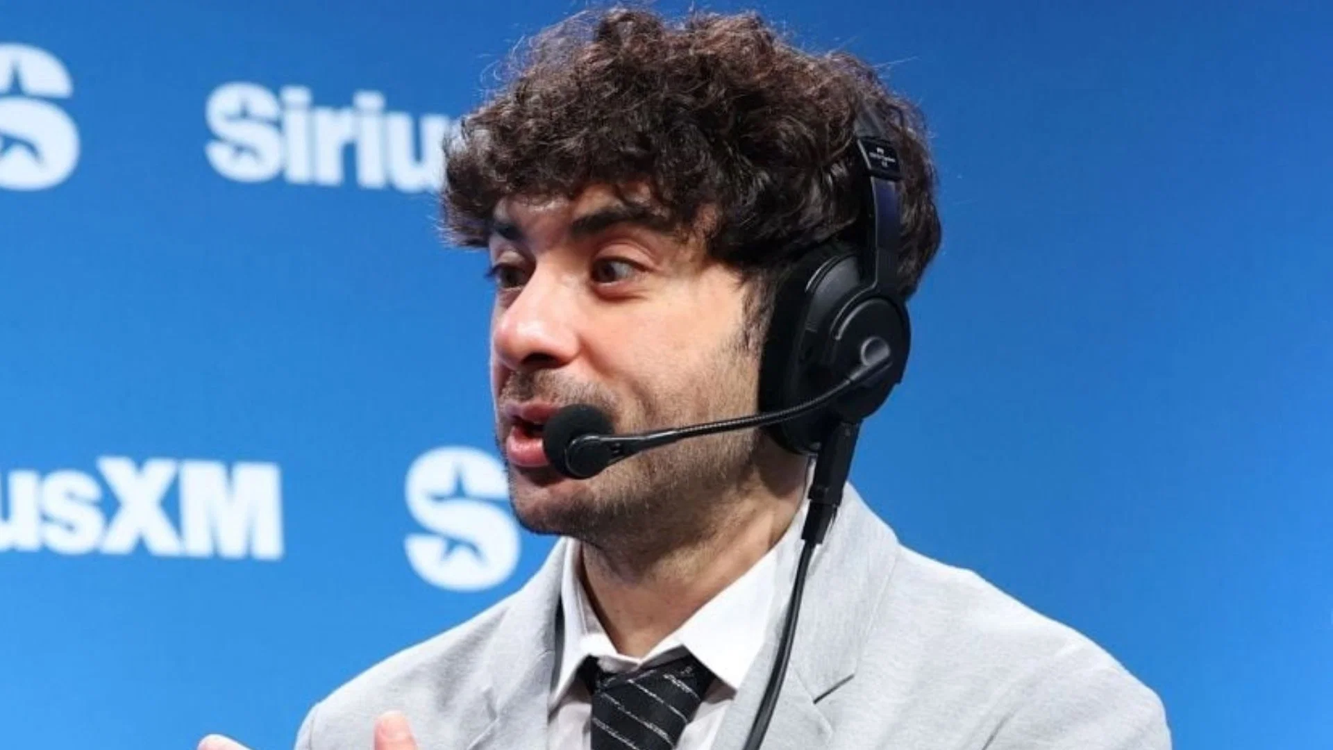 Former AEW champion confirms departure despite still being listed on the roster page