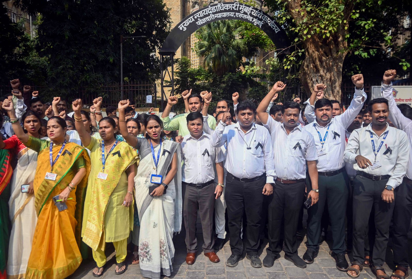 Mumbai: Judicial Employees Protest for Equal Pay #Gallery